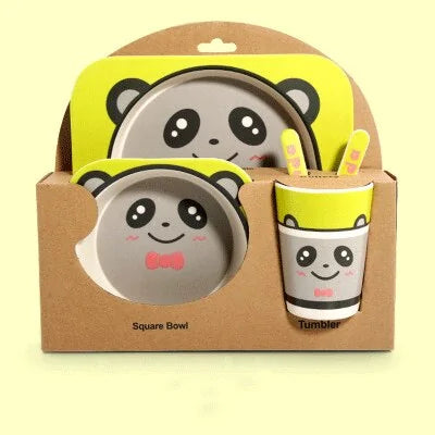 Children's Eco-Friendly Bamboo Fiber Dishes Towed To Adventure