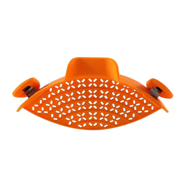 Silicone Clip-on Pan Pot Strainer Towed To Adventure
