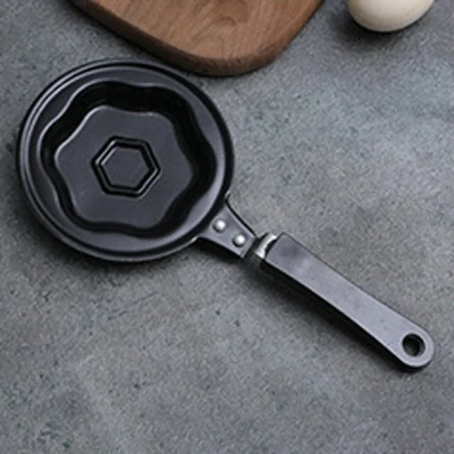 Mini Cute Omelet Pan Towed To Adventure